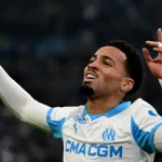 De Zerbi 'bật mí' về siêu sao tương lai Ethan Nwaneri sau màn ra mắt gây sốc tại Marseille 1